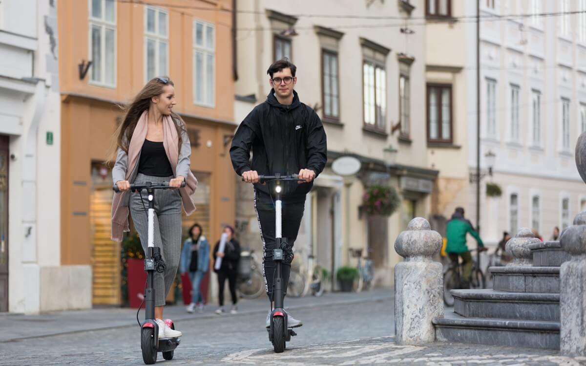 Nueva ley 2 enero 2026 para patinetes y bicicletas eléctricas (VMP)
