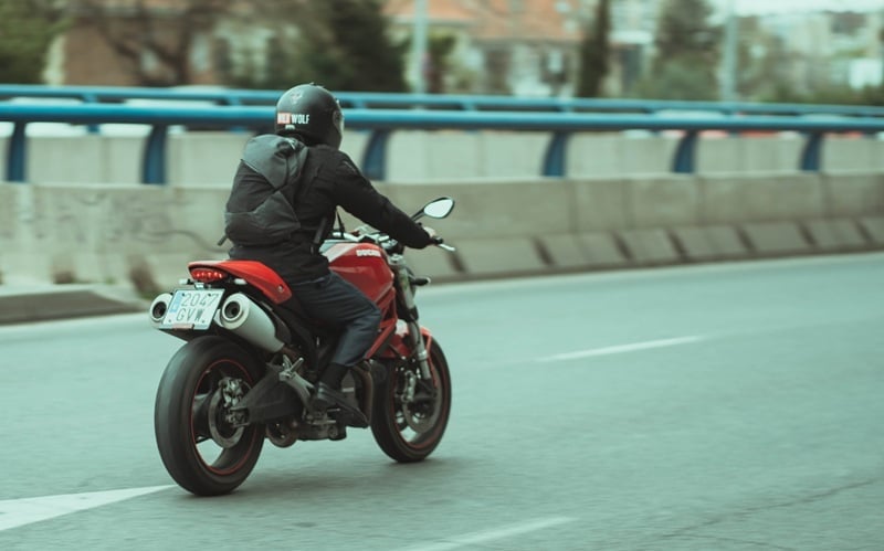 Nueva normativa para motos en 2026