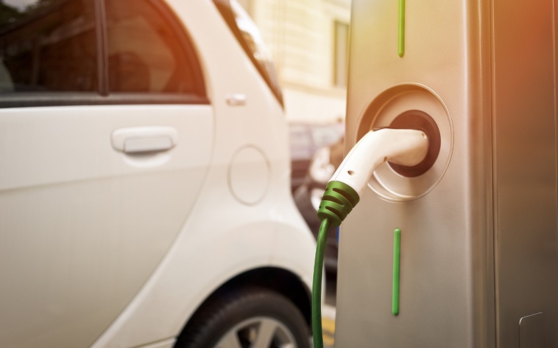 Convertir coches de gasolina y diésel en eléctricos